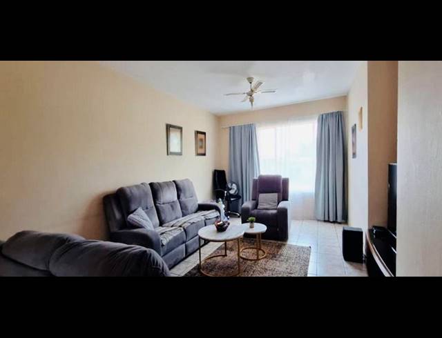 3 BEDROOM APARTMENT FOR SALE IN PRIMROSE